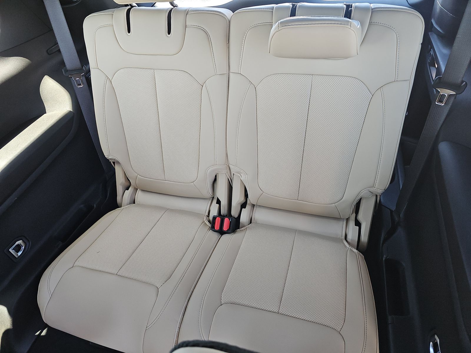 2025 Jeep Grand Cherokee L Limited RWD