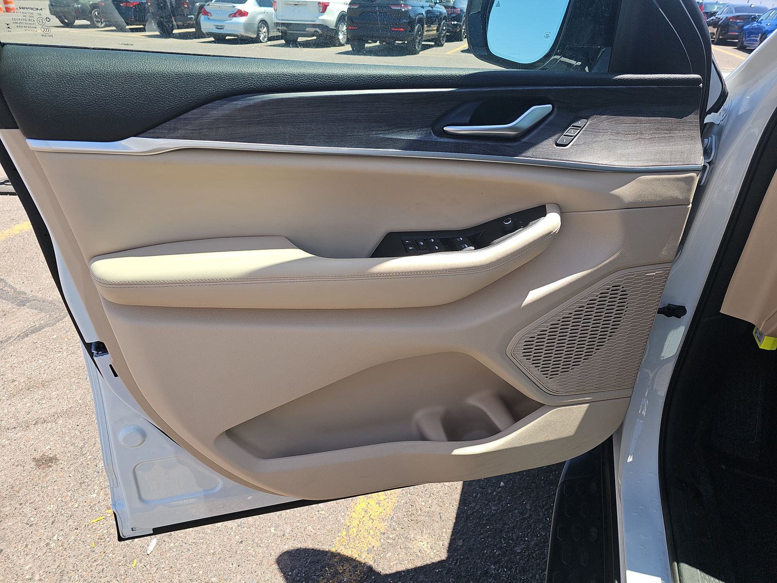 2025 Jeep Grand Cherokee L Limited RWD