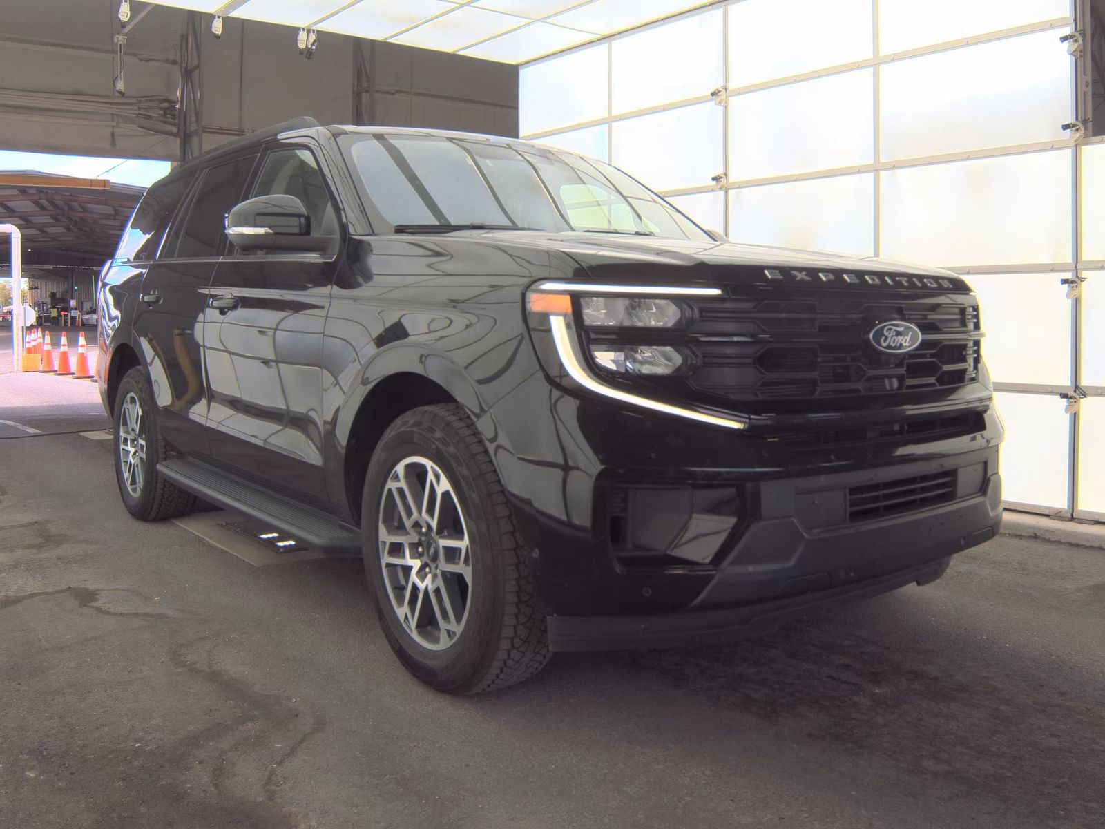 FORD EXPEDITION - 4