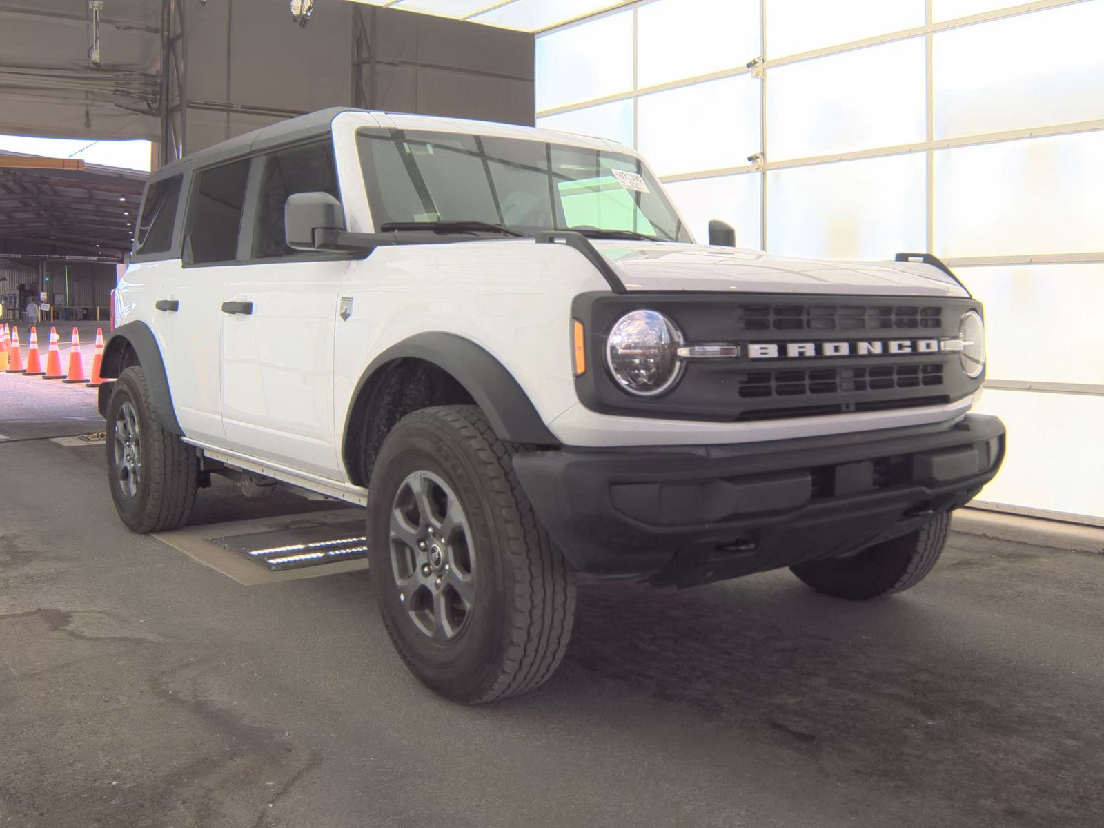 FORD BRONCO - 4