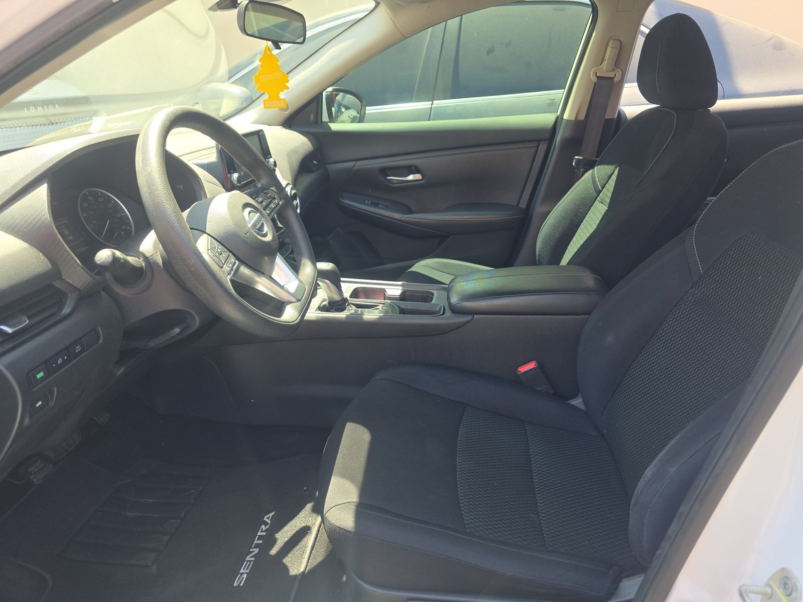 NISSAN SENTRA - 8