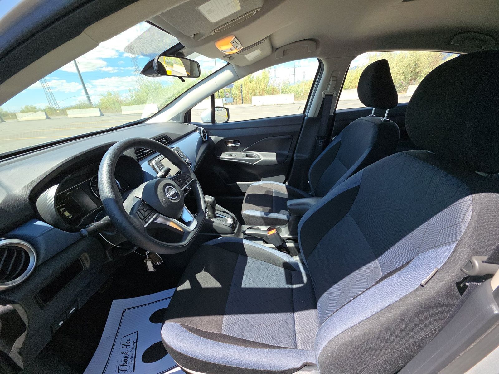 NISSAN VERSA - 8