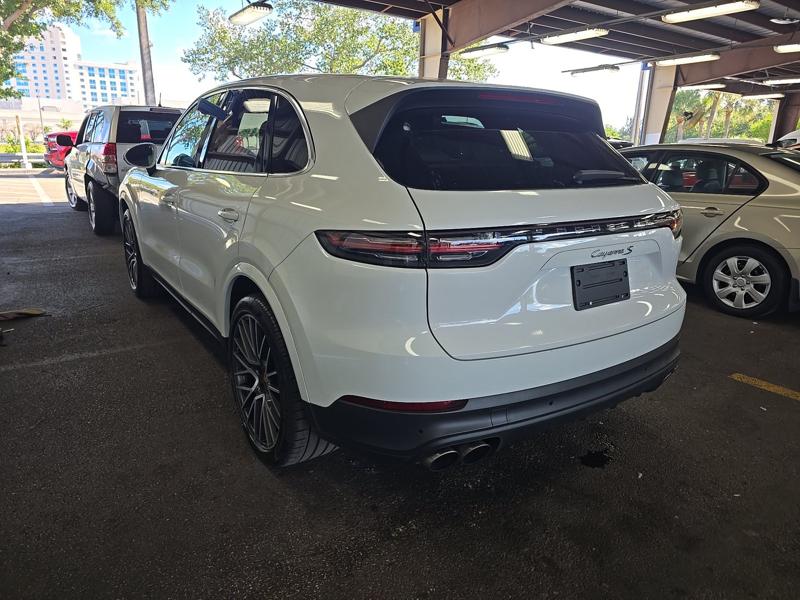 PORSCHE CAYENNE - 7