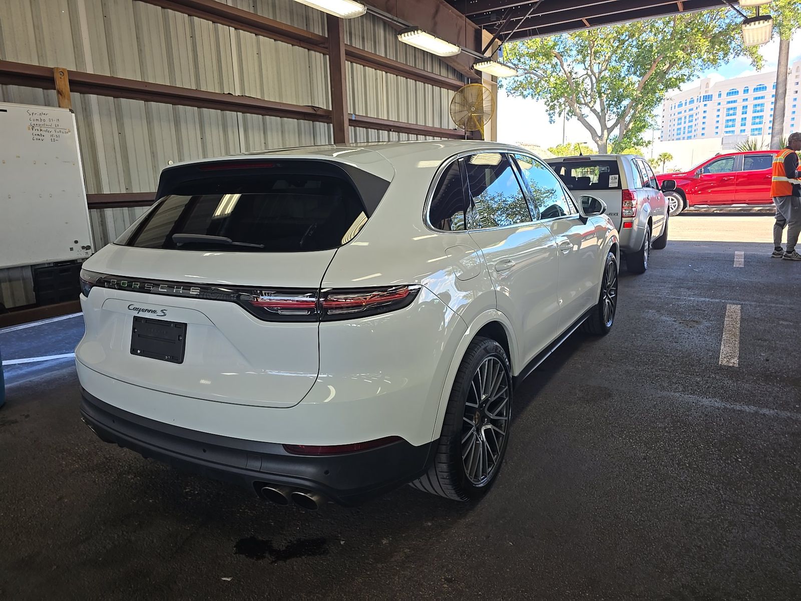 PORSCHE CAYENNE - 5