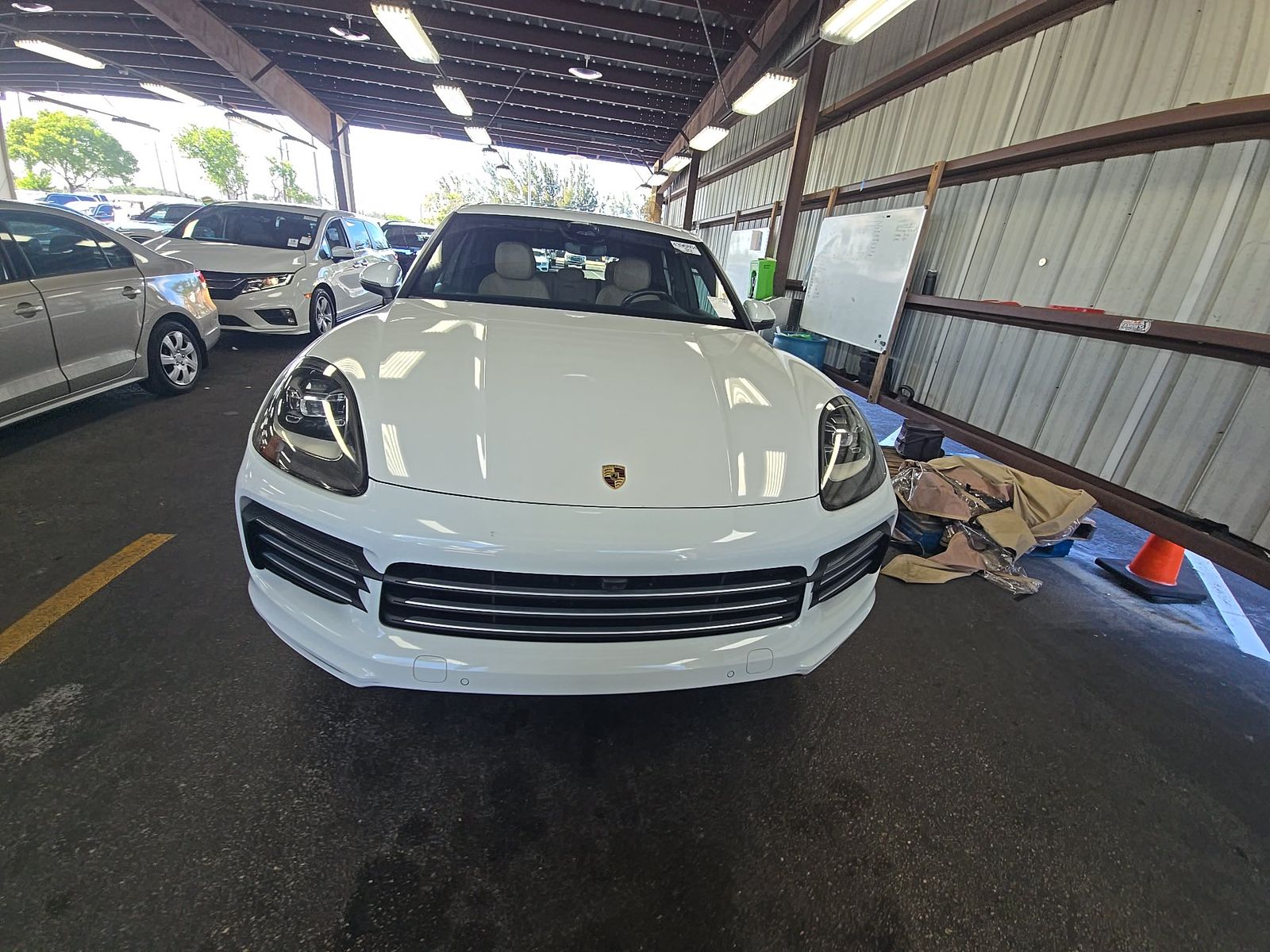 PORSCHE CAYENNE - 3