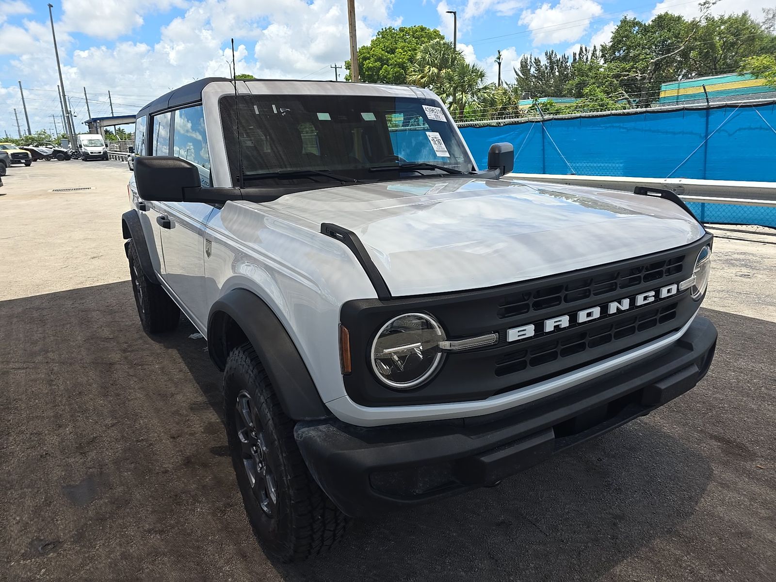FORD BRONCO - 4