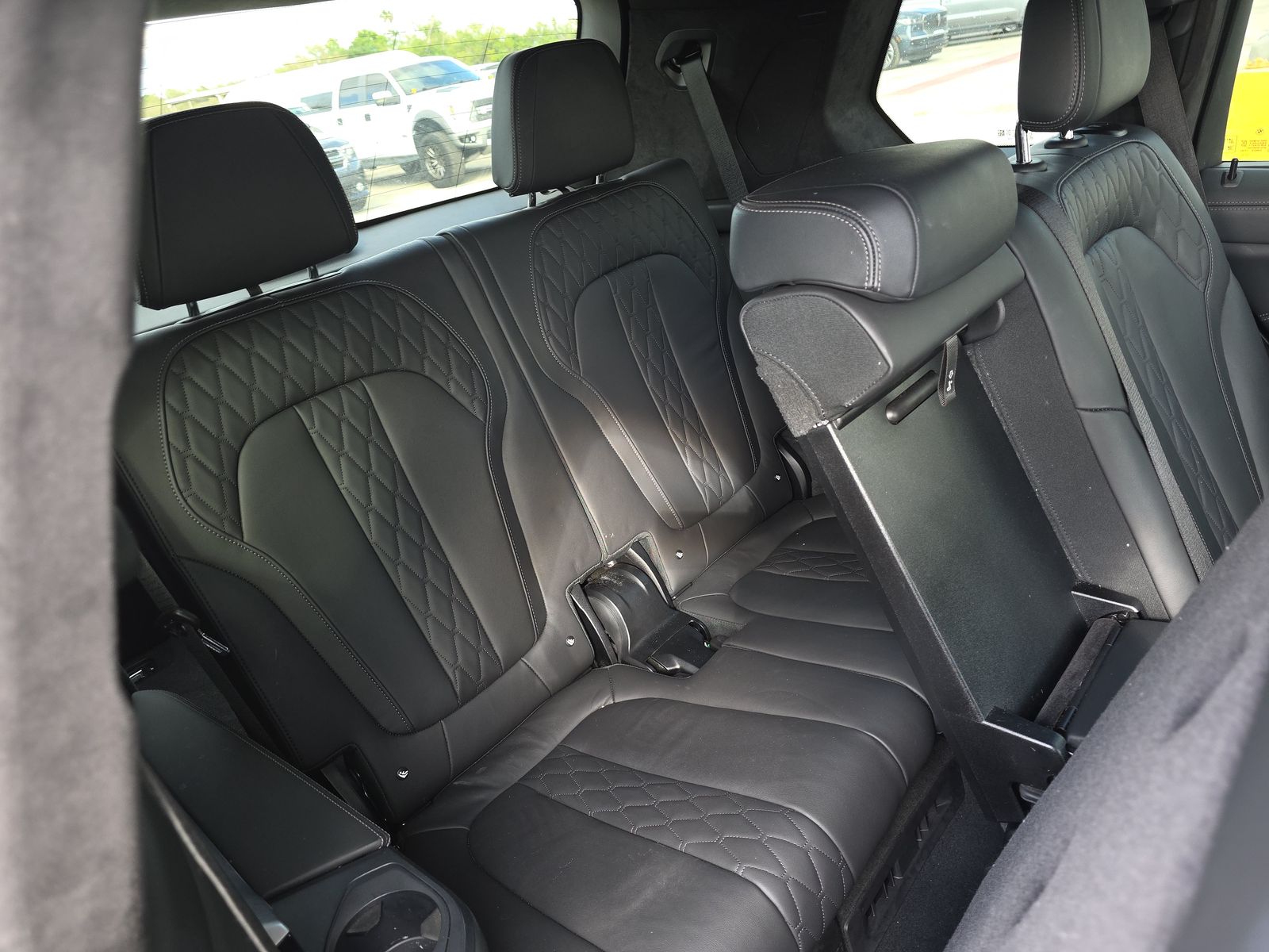2023 BMW X7 M60i AWD