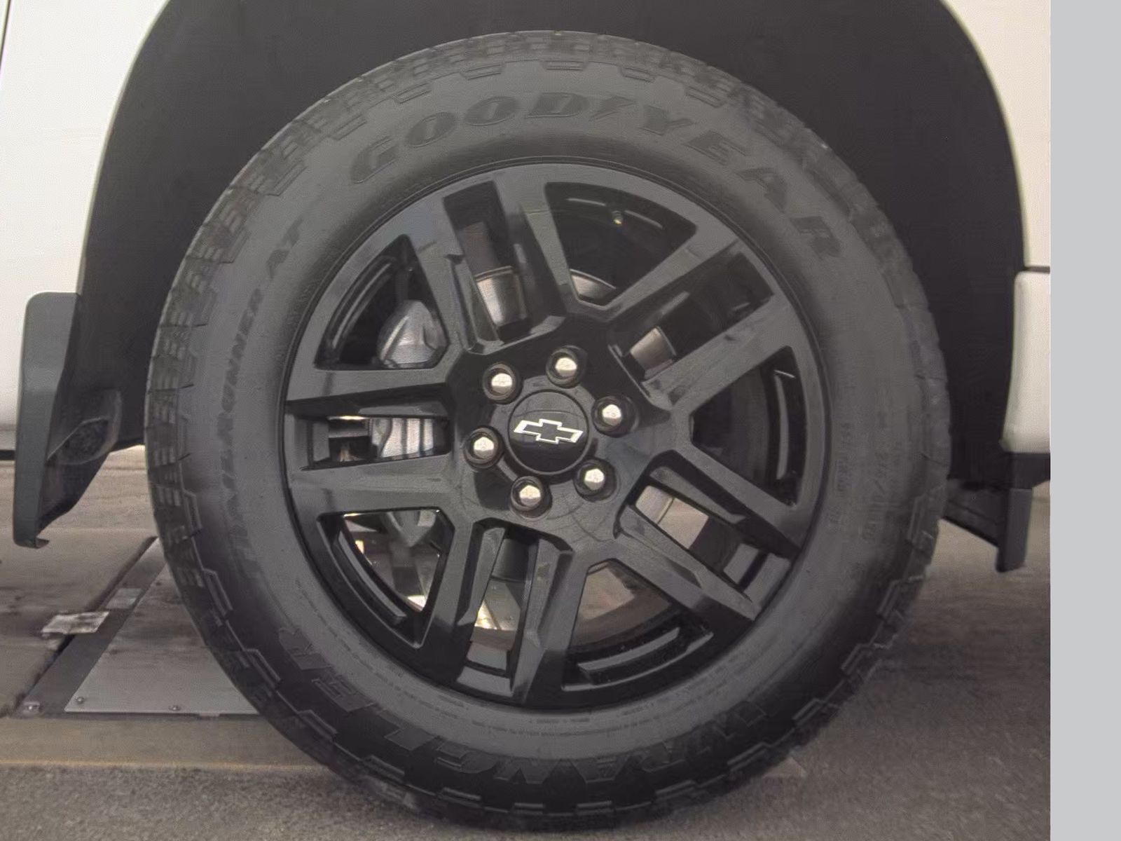 2023 Chevrolet Silverado 1500 RST AWD