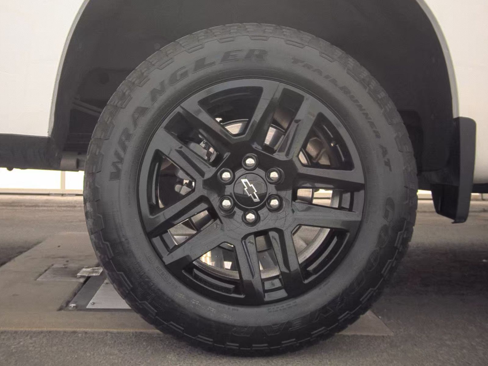 2023 Chevrolet Silverado 1500 RST AWD