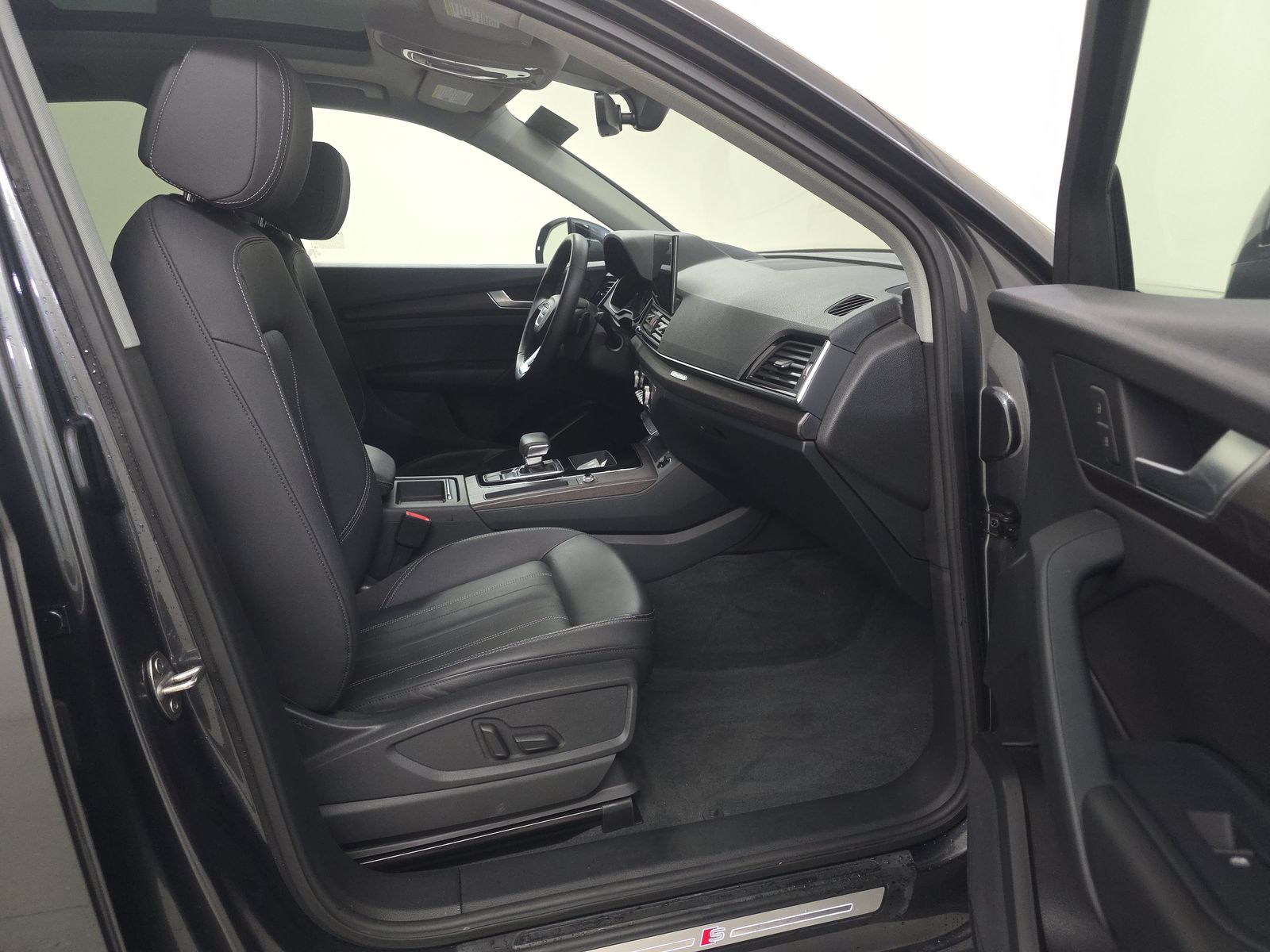 2022 Audi Q5 S line Premium AWD