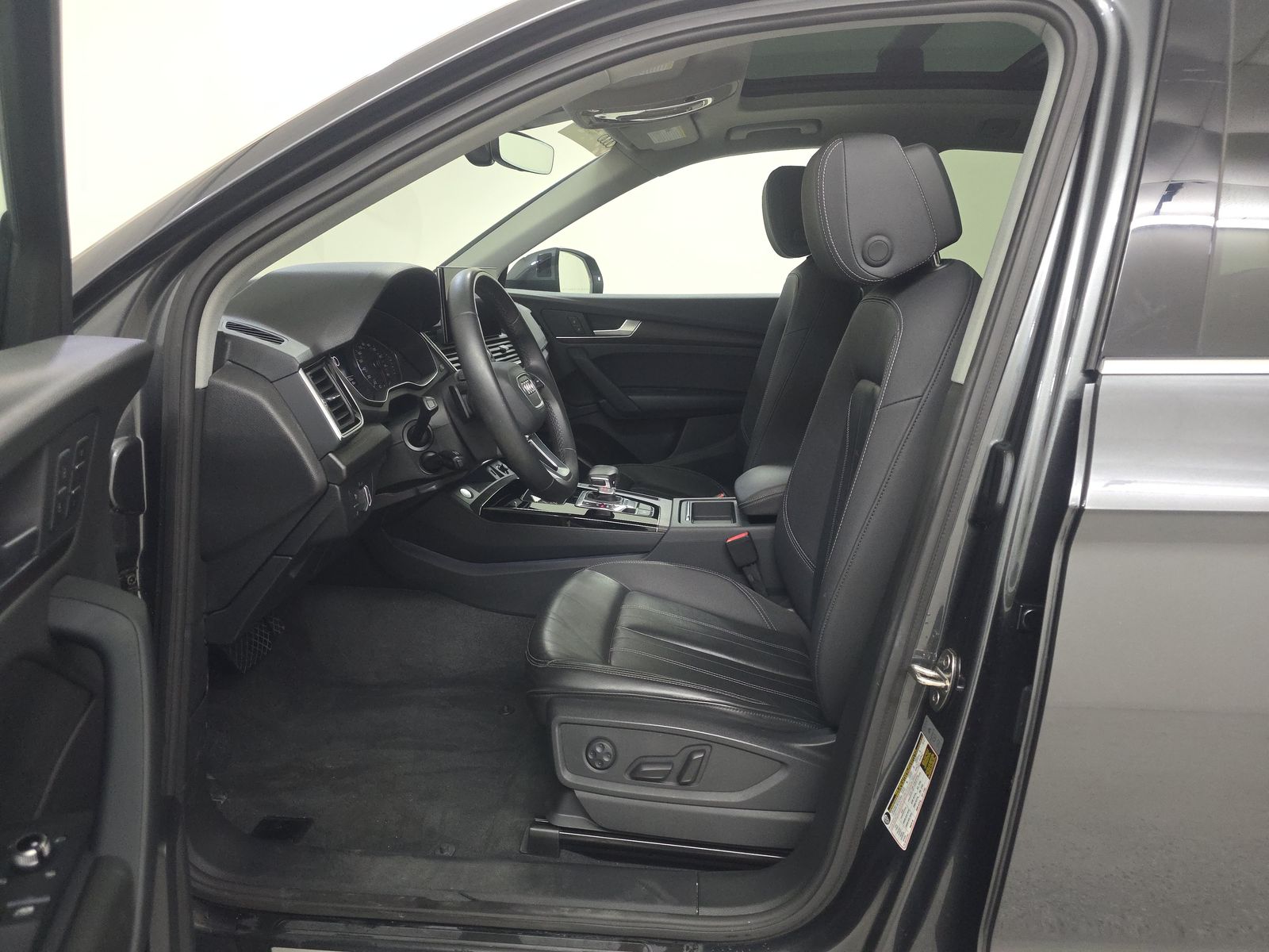 2022 Audi Q5 S line Premium AWD