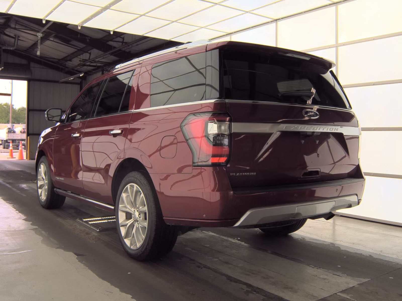 FORD EXPEDITION - 9