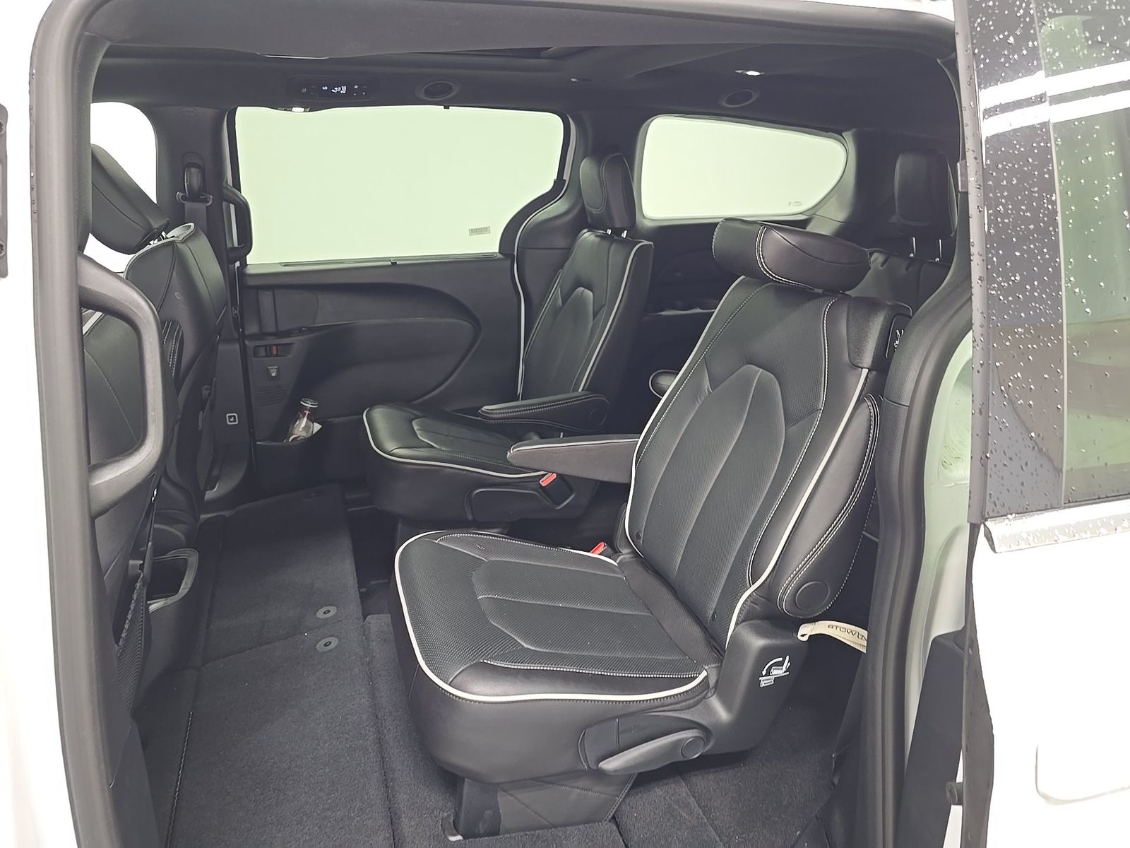 2026 Chrysler Pacifica Limited FWD