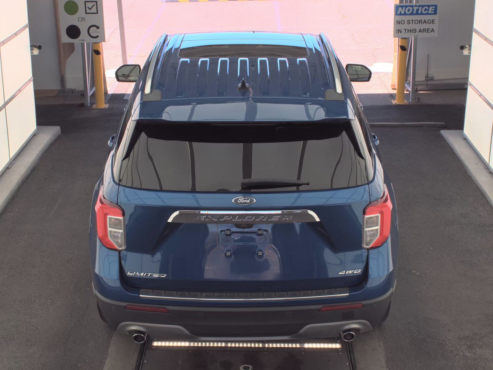 FORD EXPLORER - 7