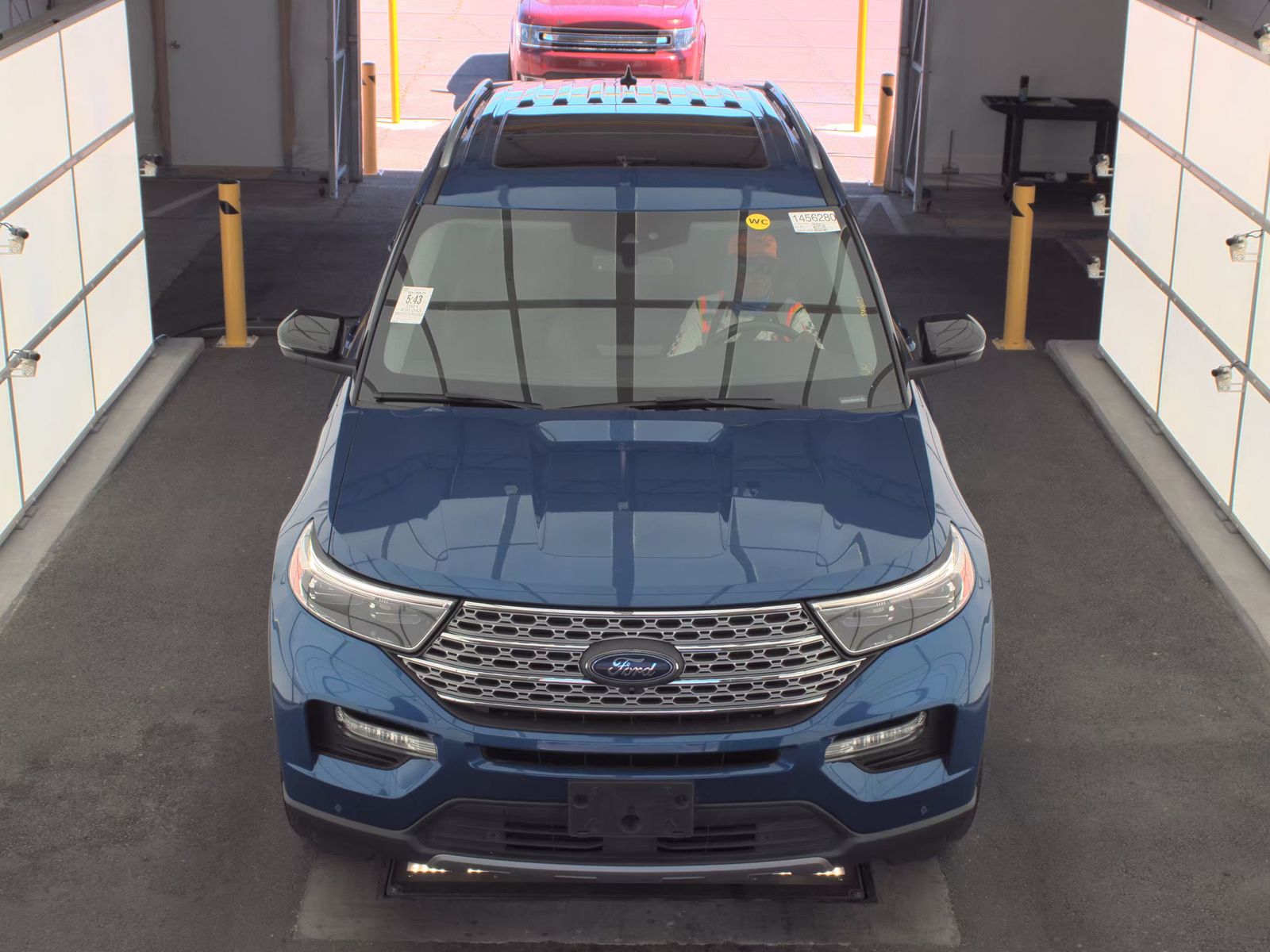FORD EXPLORER - 3