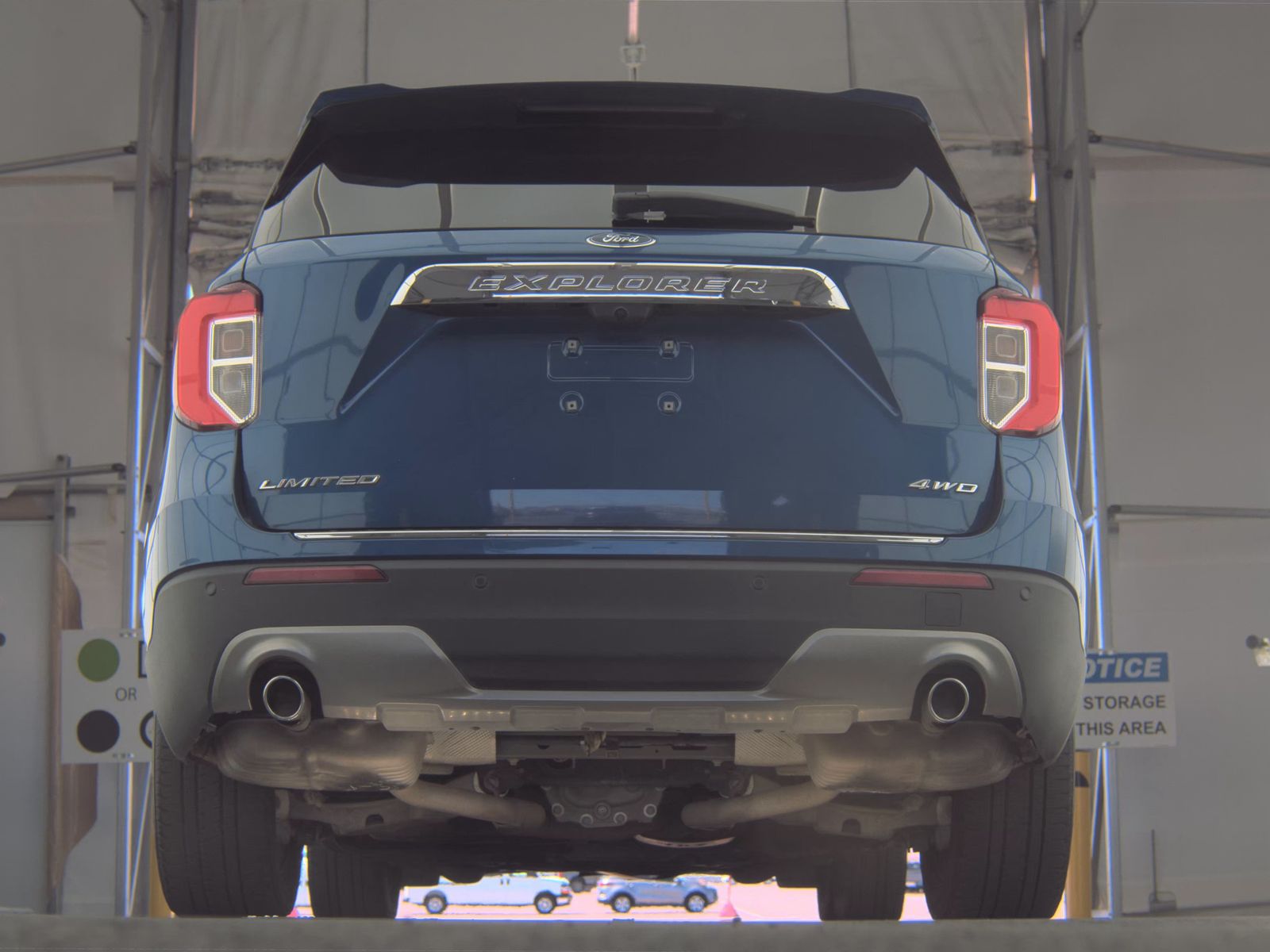 FORD EXPLORER - 8