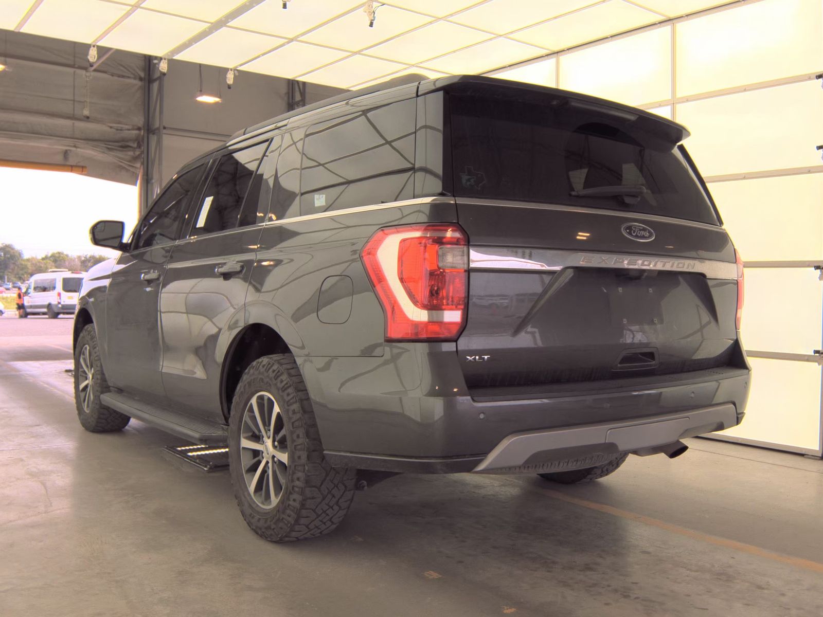 FORD EXPEDITION - 9