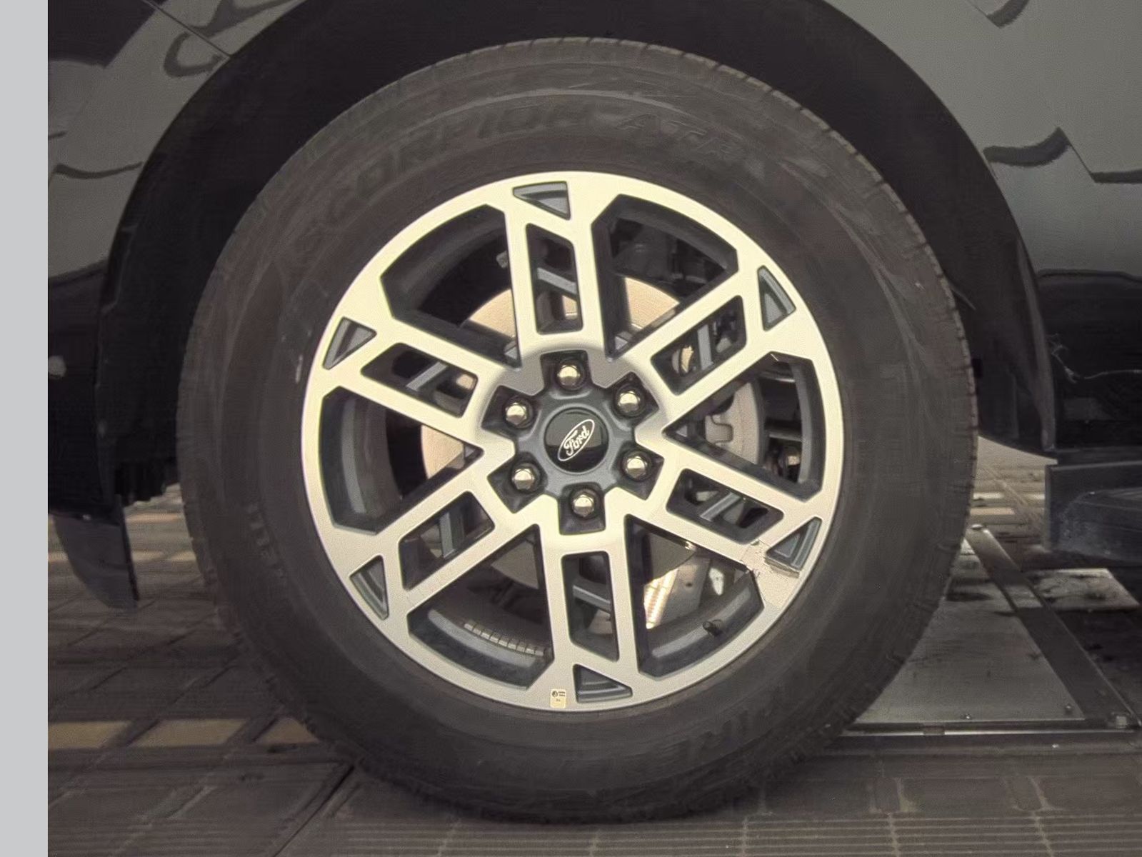 FORD EXPEDITION - 10