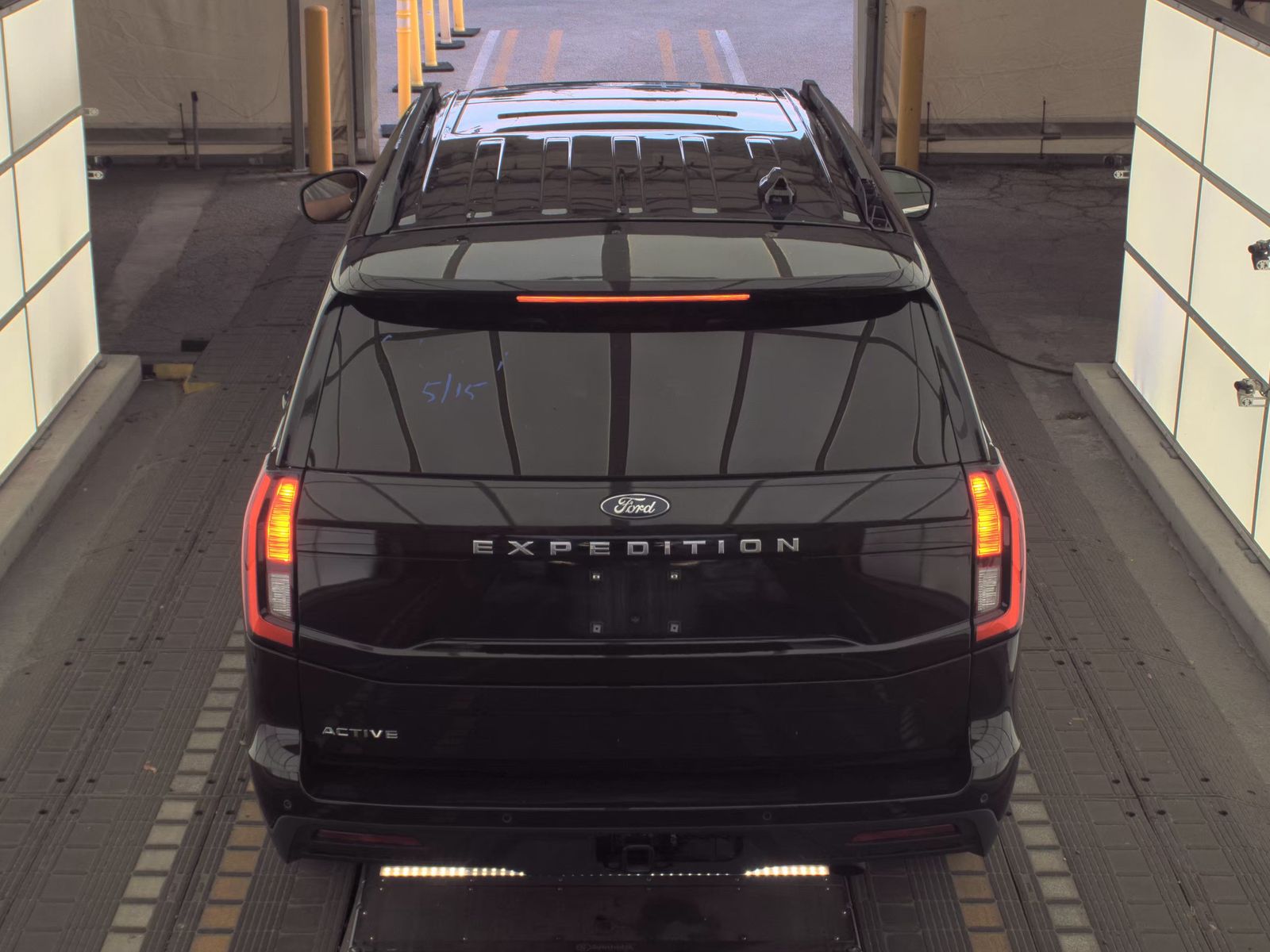 FORD EXPEDITION - 7