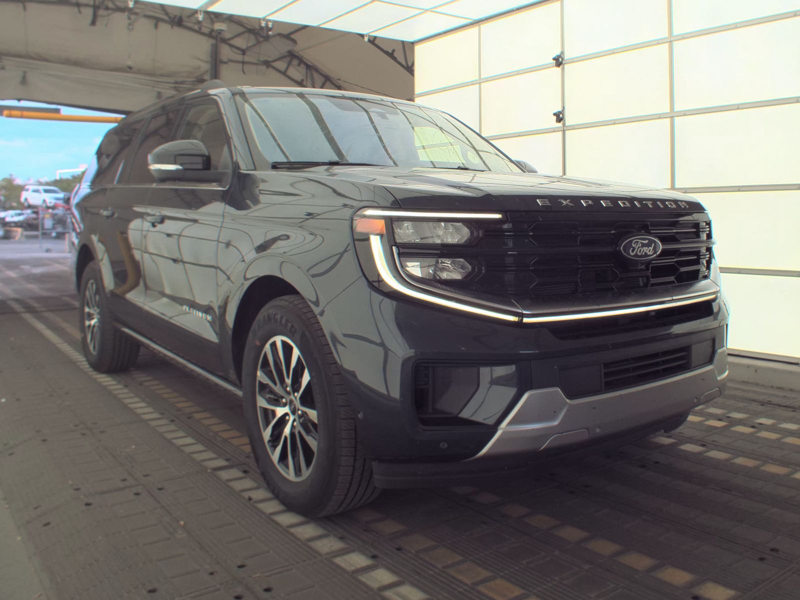 FORD EXPEDITION MAX - 5