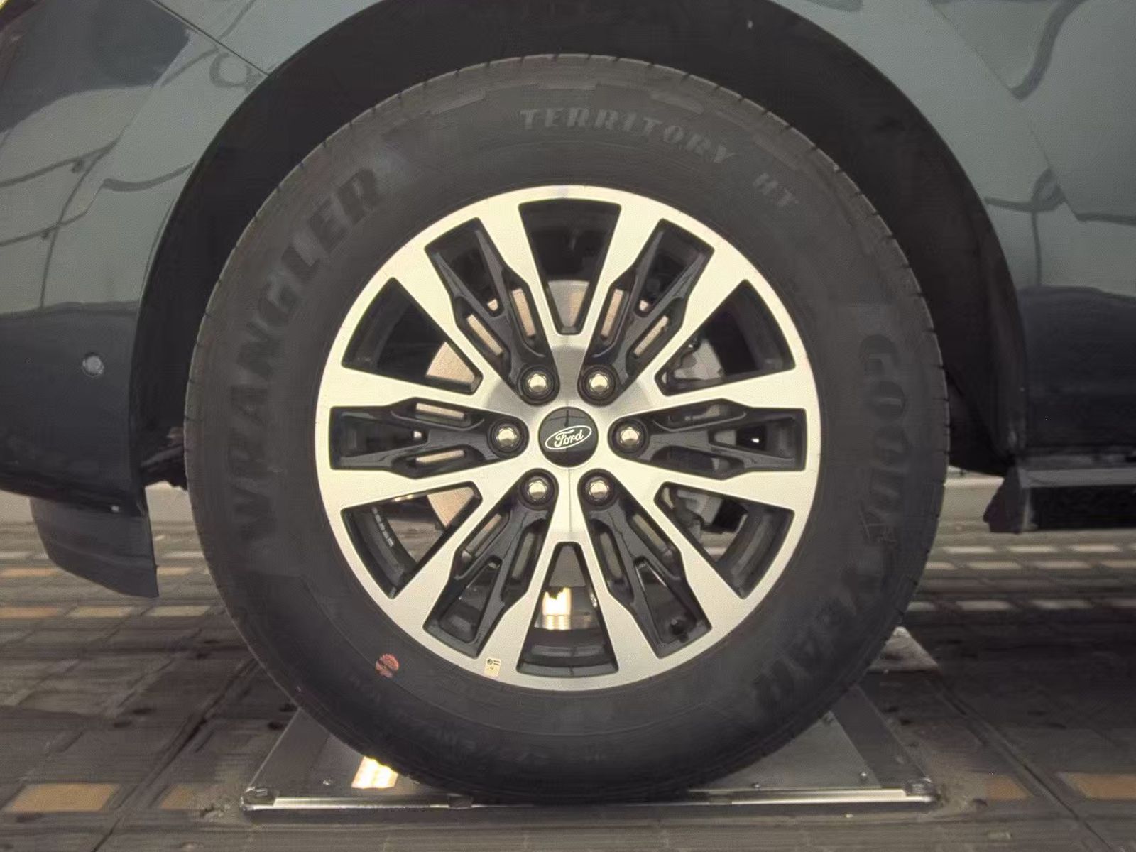 FORD EXPEDITION MAX - 10