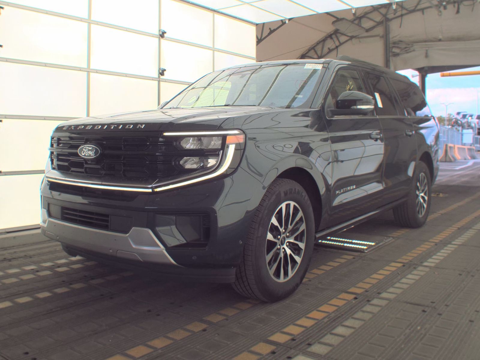 FORD EXPEDITION MAX - 1