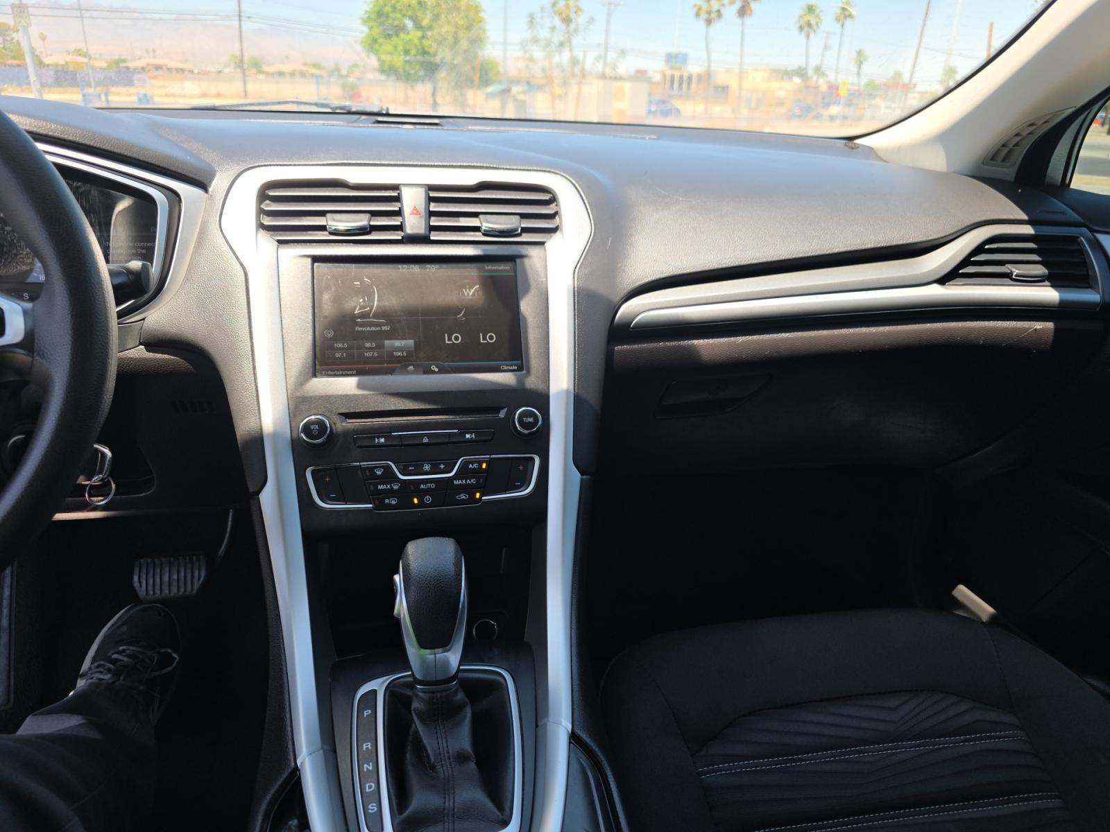 FORD FUSION - 9