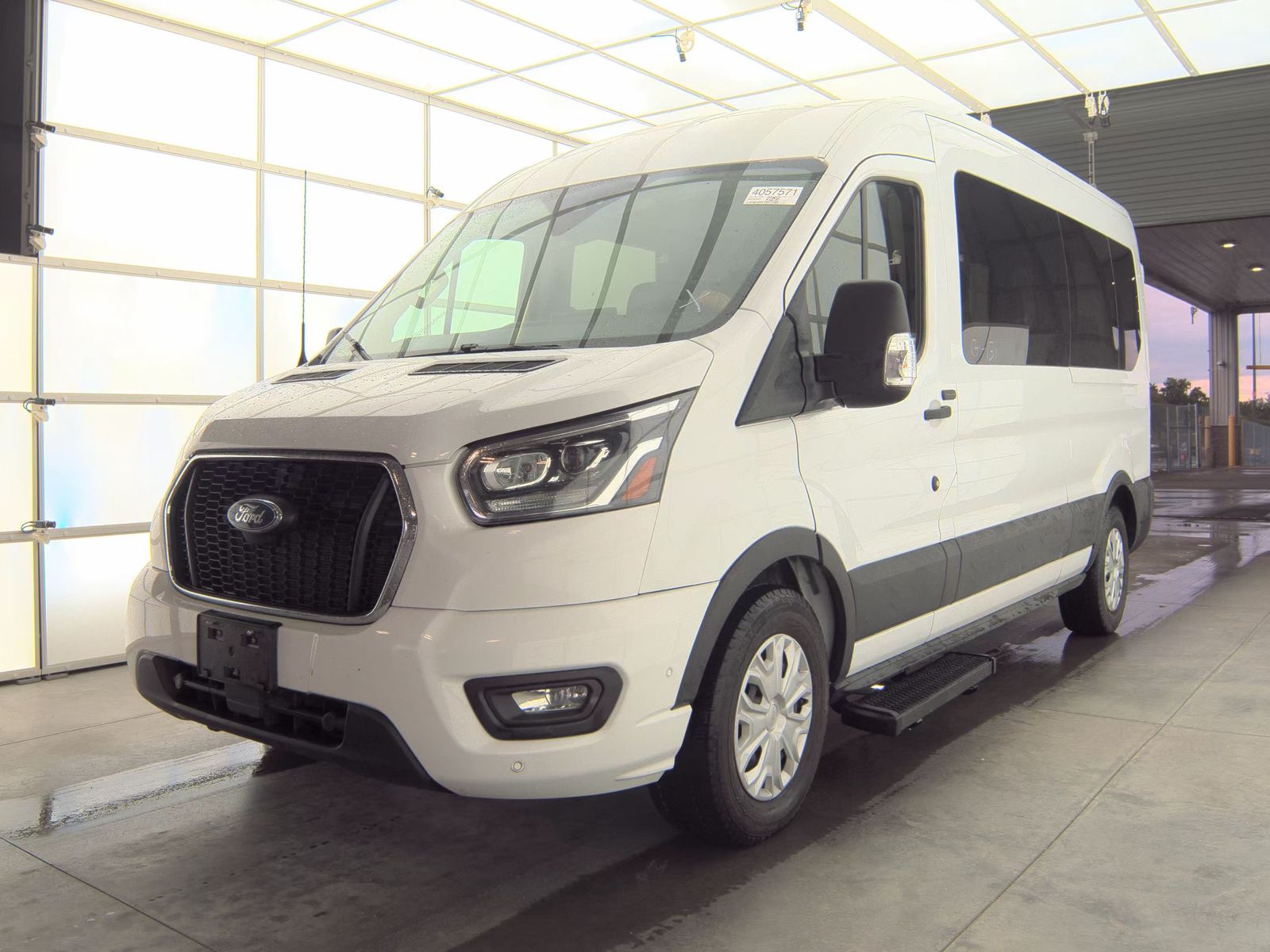 2023 Ford Transit 350 XL Med Roof Sliding Pass. 148's photo