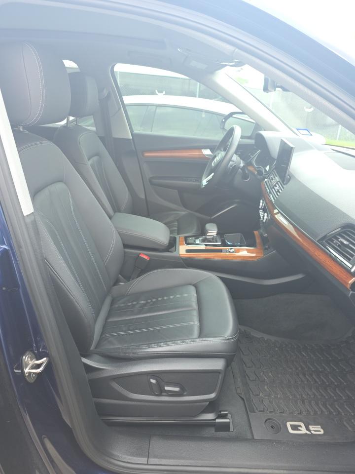 2023 Audi Q5 S line Premium AWD