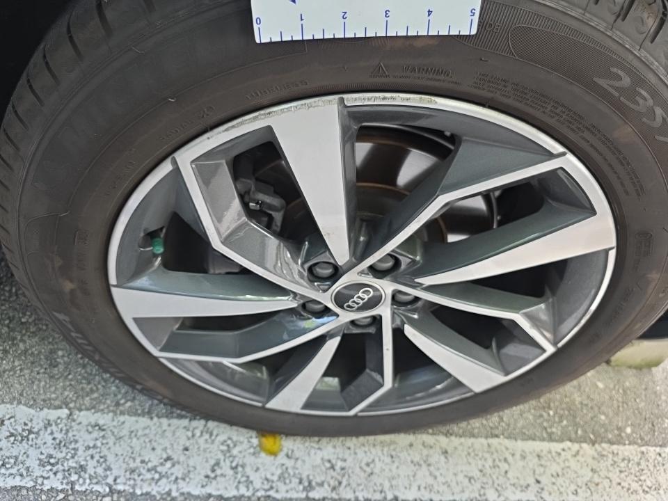 2023 Audi Q5 S line Premium AWD
