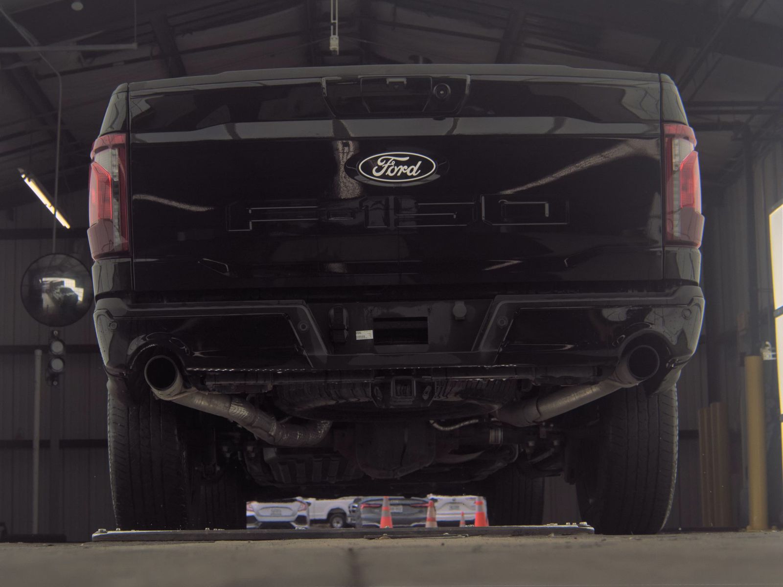 FORD F-150 - 8