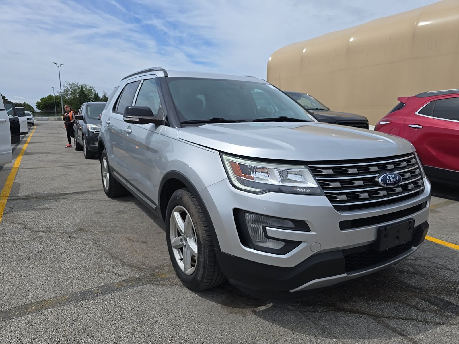 FORD EXPLORER - 4