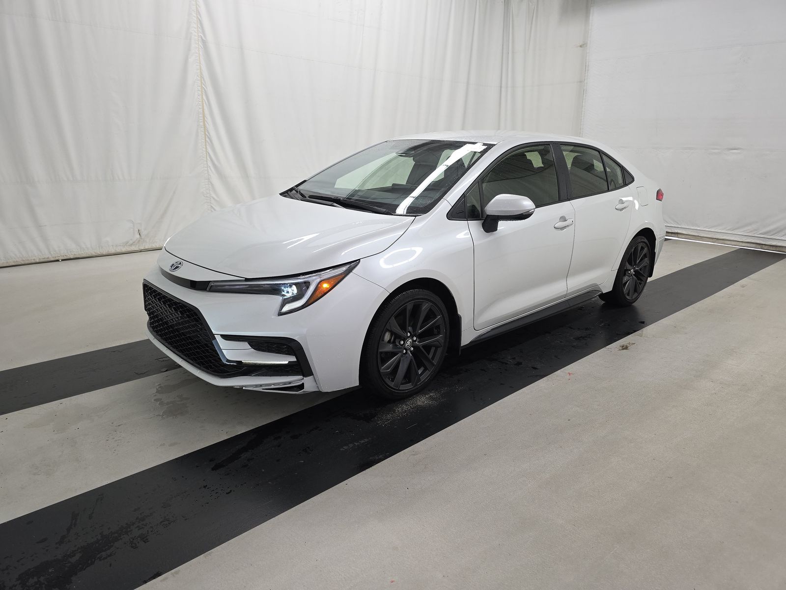 TOYOTA COROLLA - 1