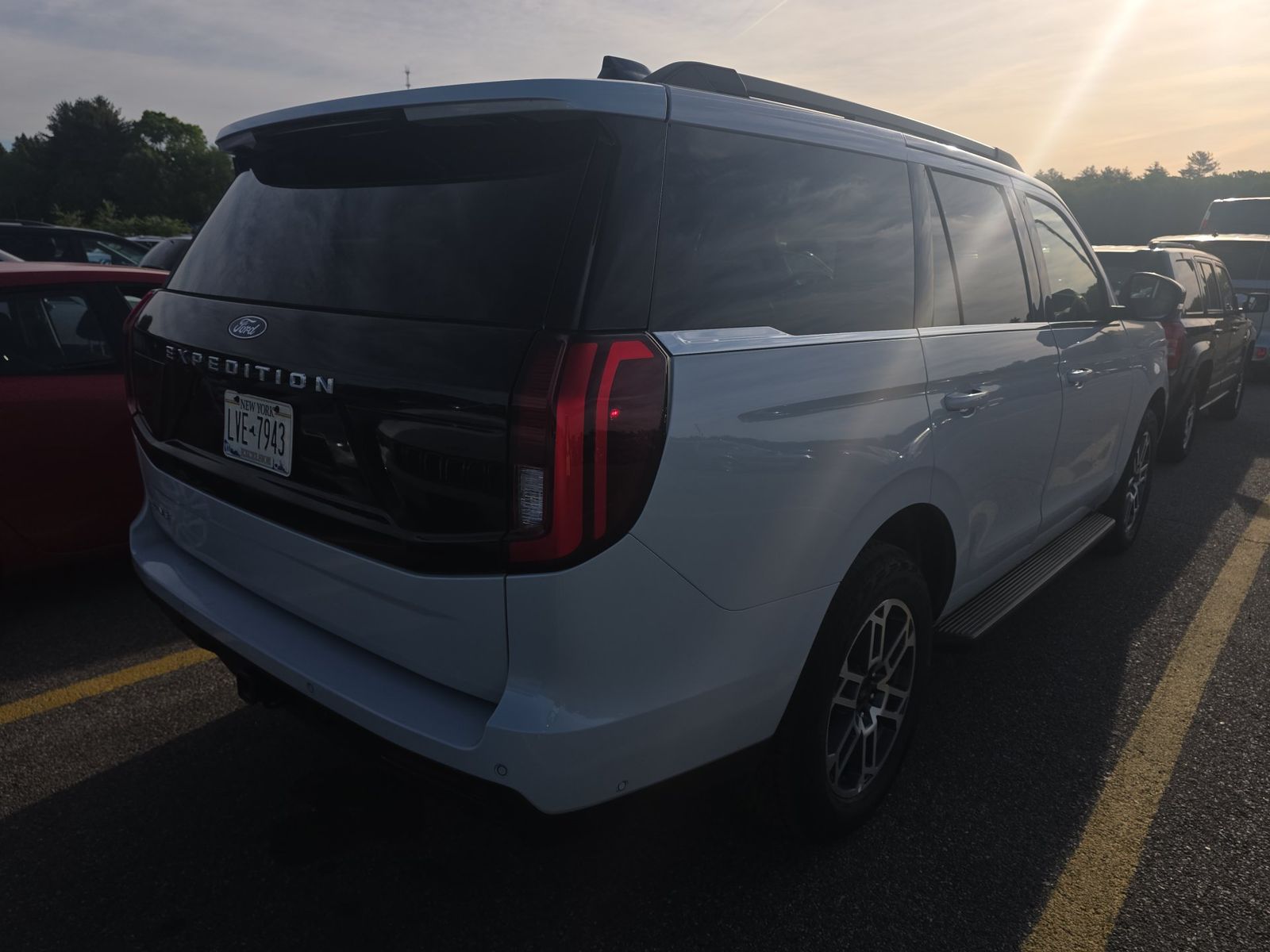FORD EXPEDITION - 5