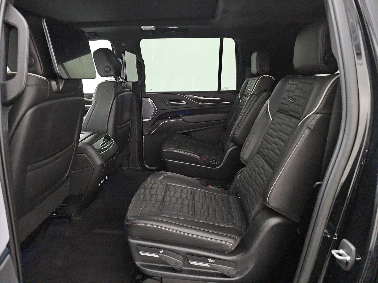 2022 Cadillac Escalade ESV Sport Platinum AWD