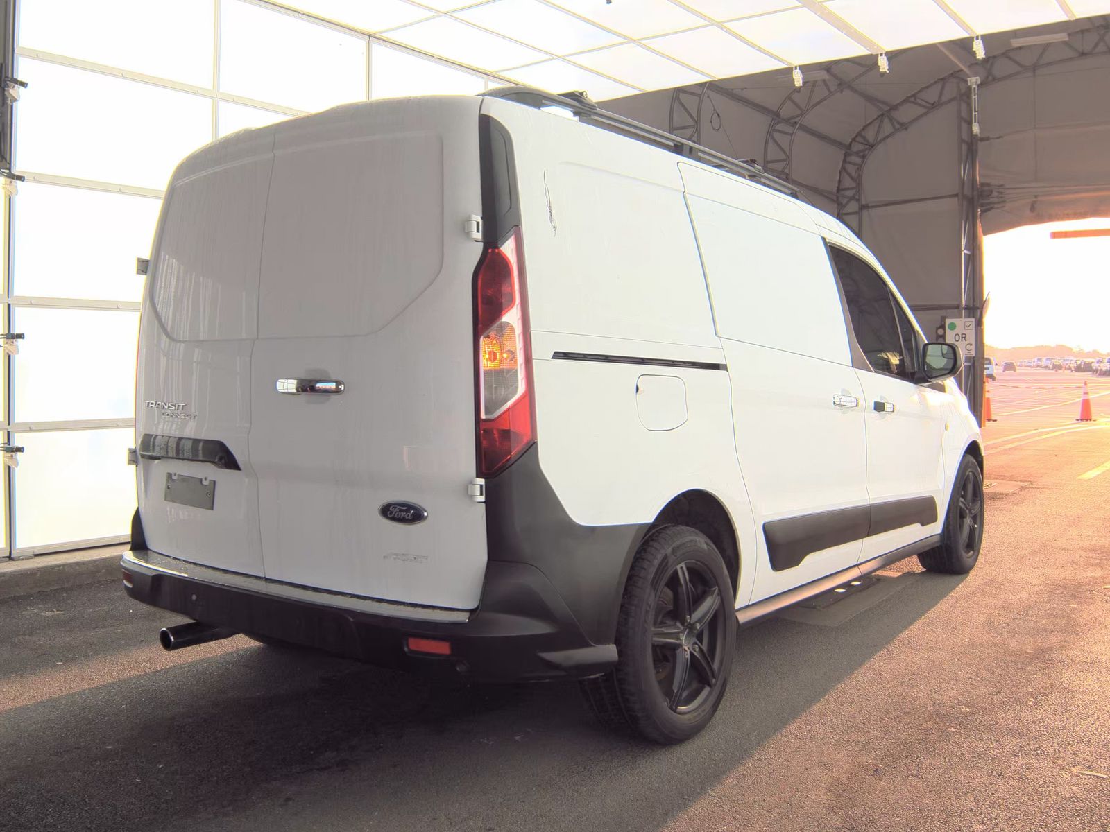 FORD TRANSIT CONNECT - 6