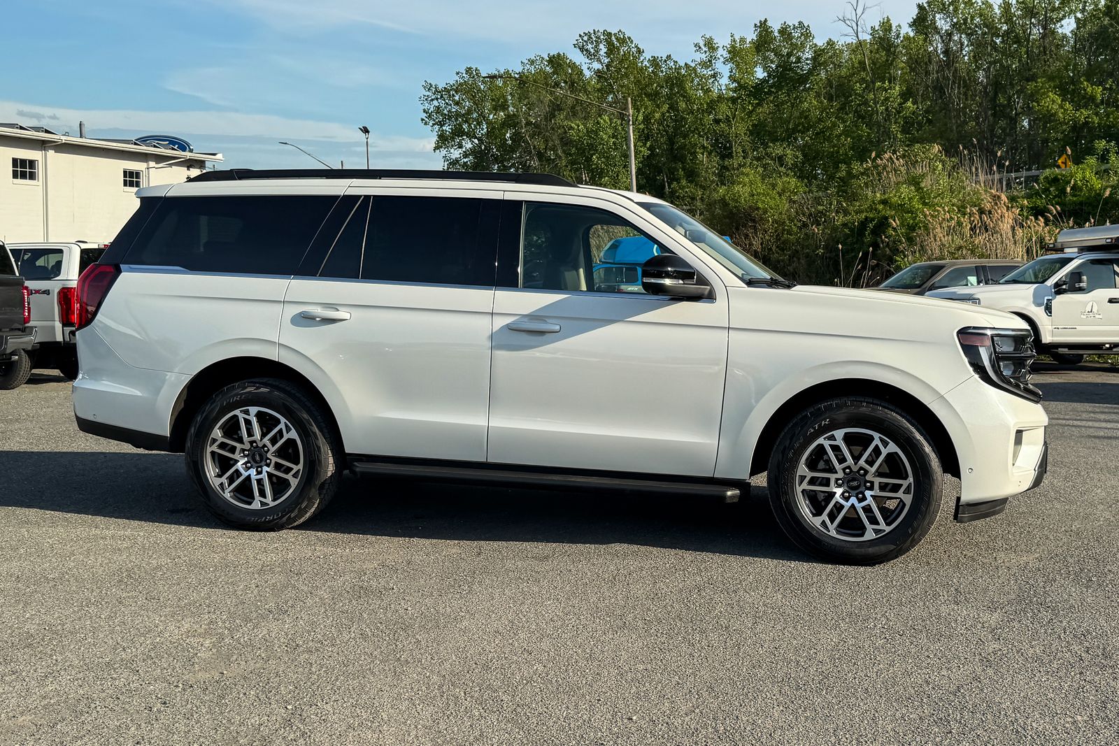 FORD EXPEDITION - 3
