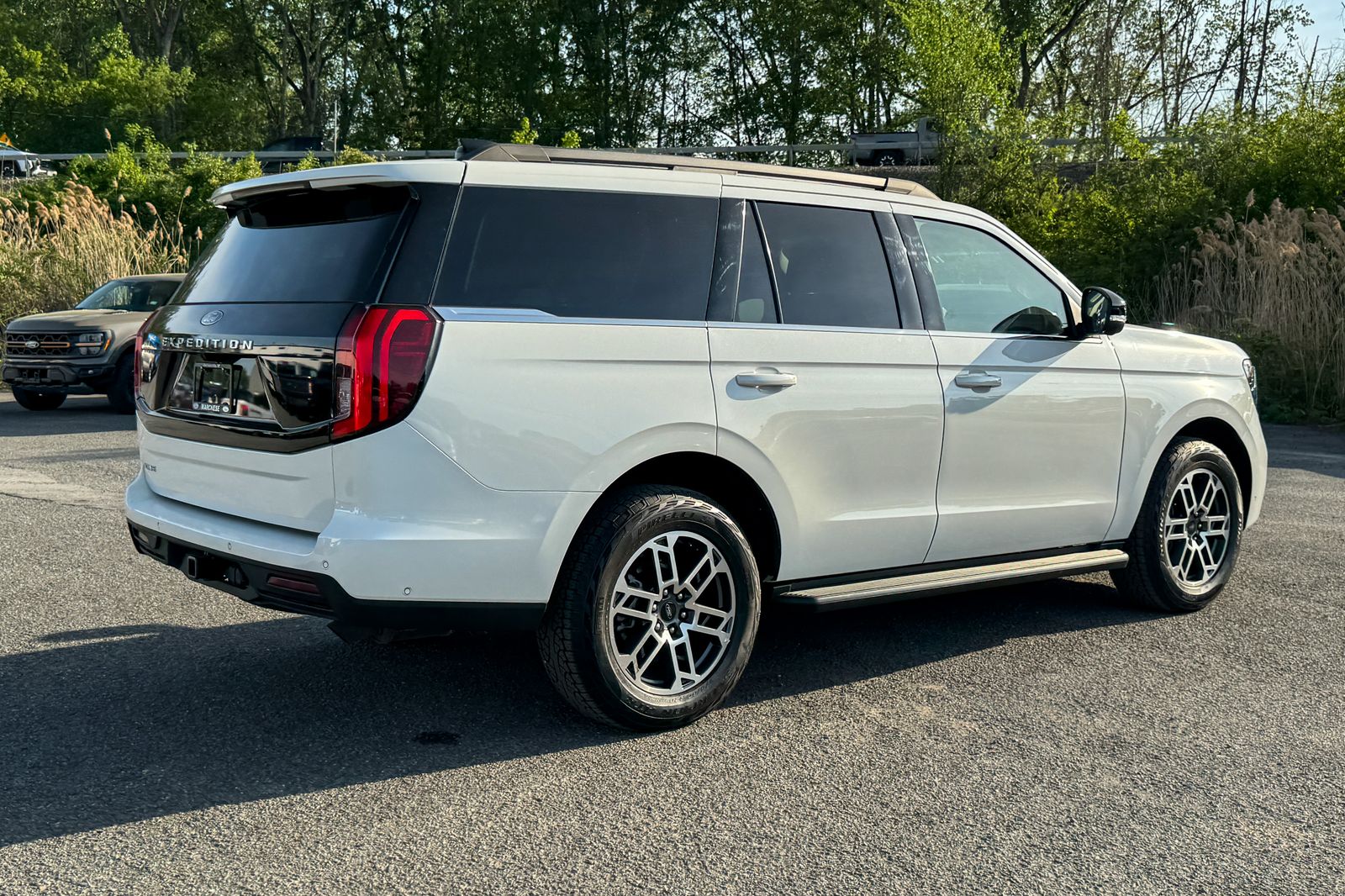 FORD EXPEDITION - 4