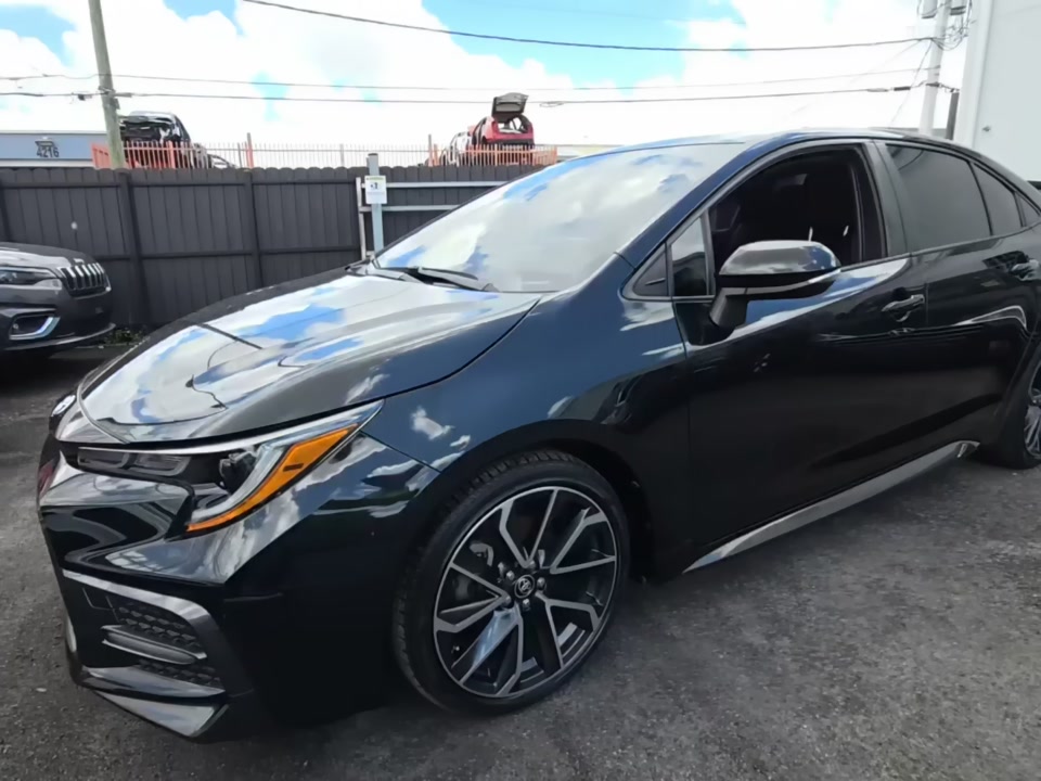 TOYOTA COROLLA - 1
