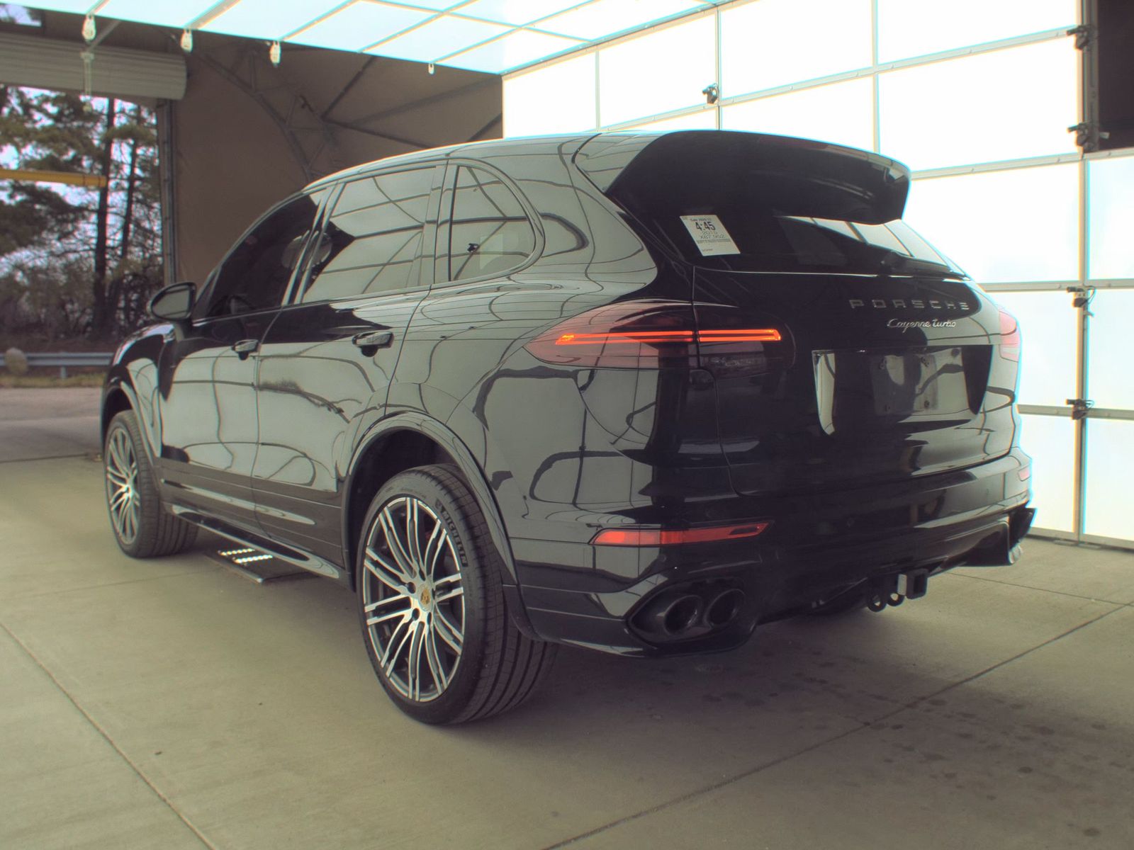 PORSCHE CAYENNE - 9