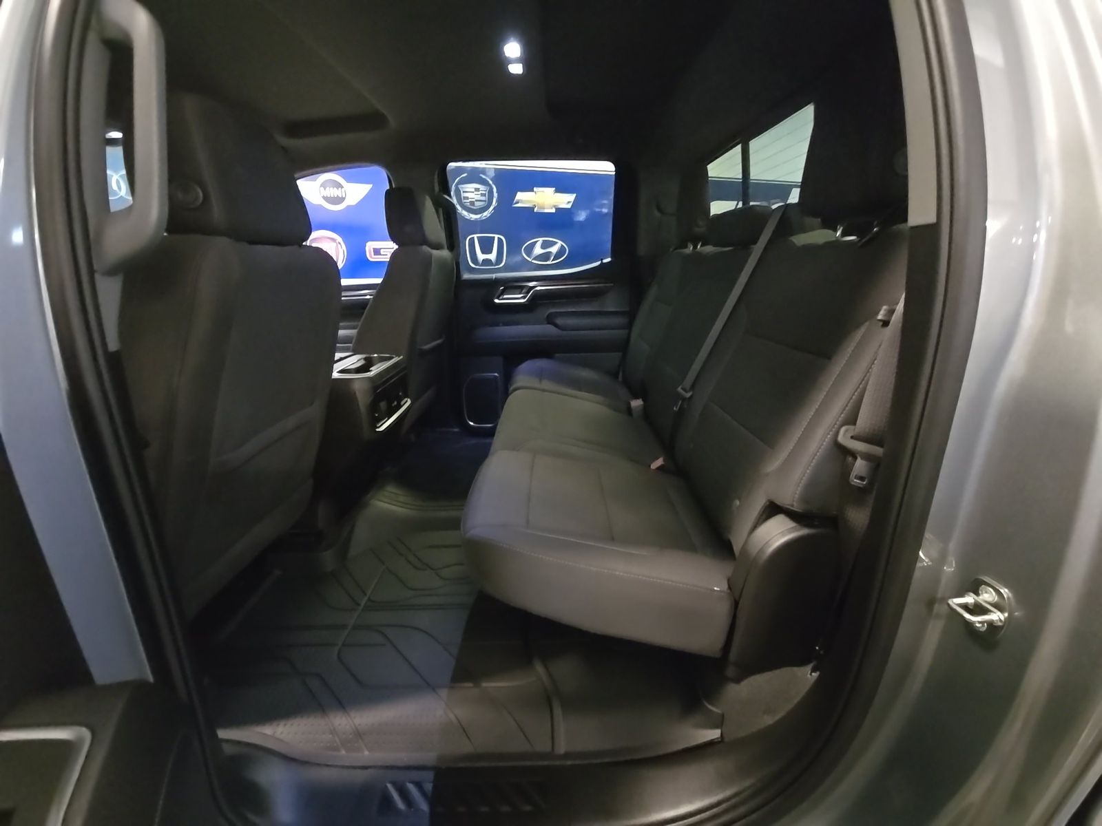 2024 Chevrolet Silverado 1500 RST AWD