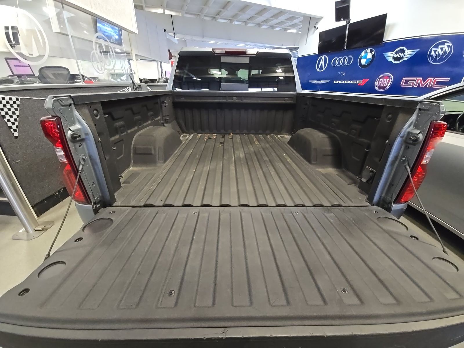 2024 Chevrolet Silverado 1500 RST AWD