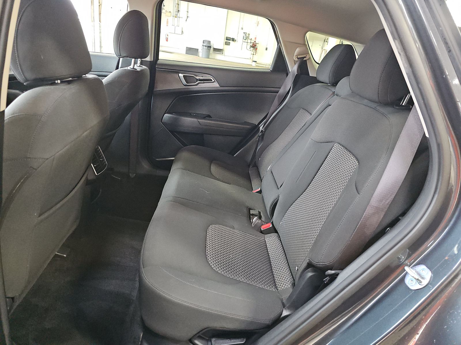 2023 Kia Sportage Hybrid LX AWD