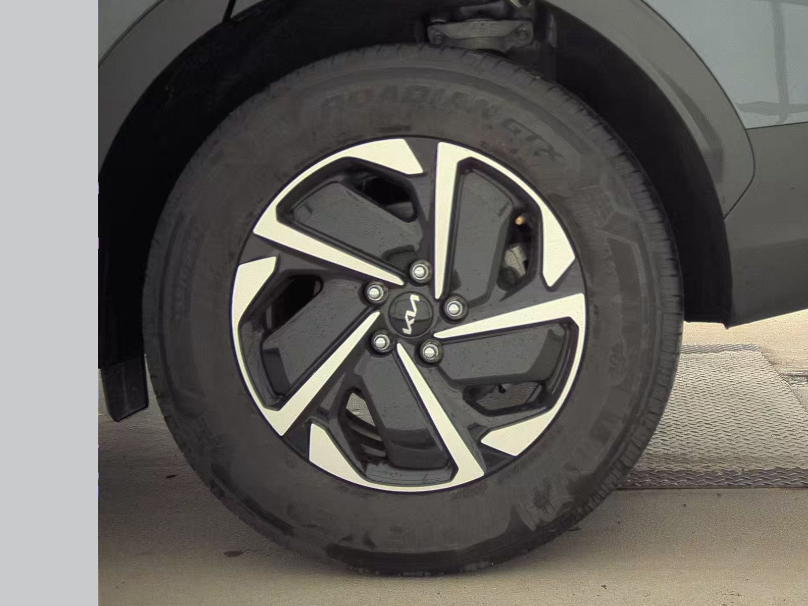 2023 Kia Sportage Hybrid LX AWD