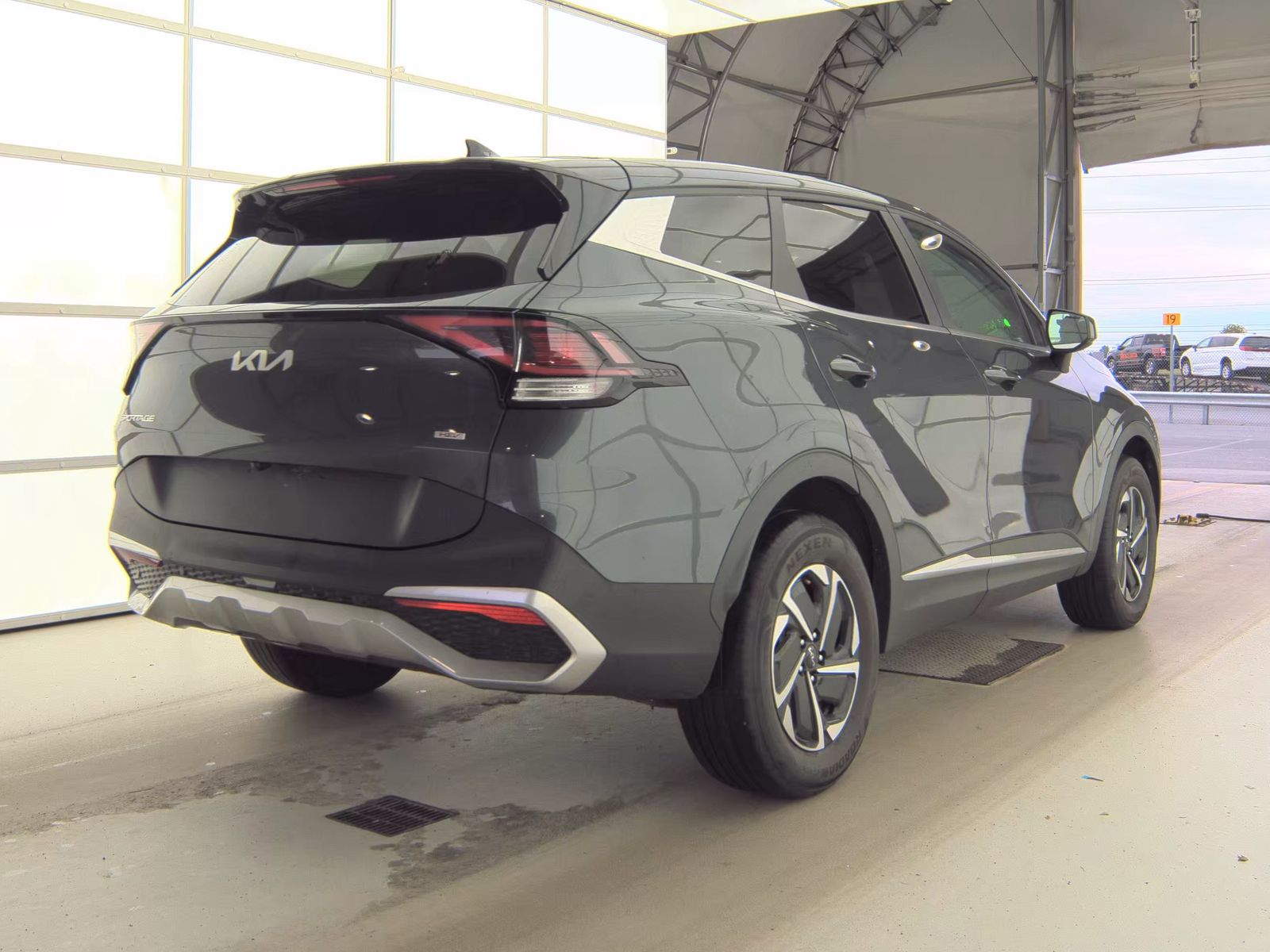 2023 Kia Sportage Hybrid LX AWD