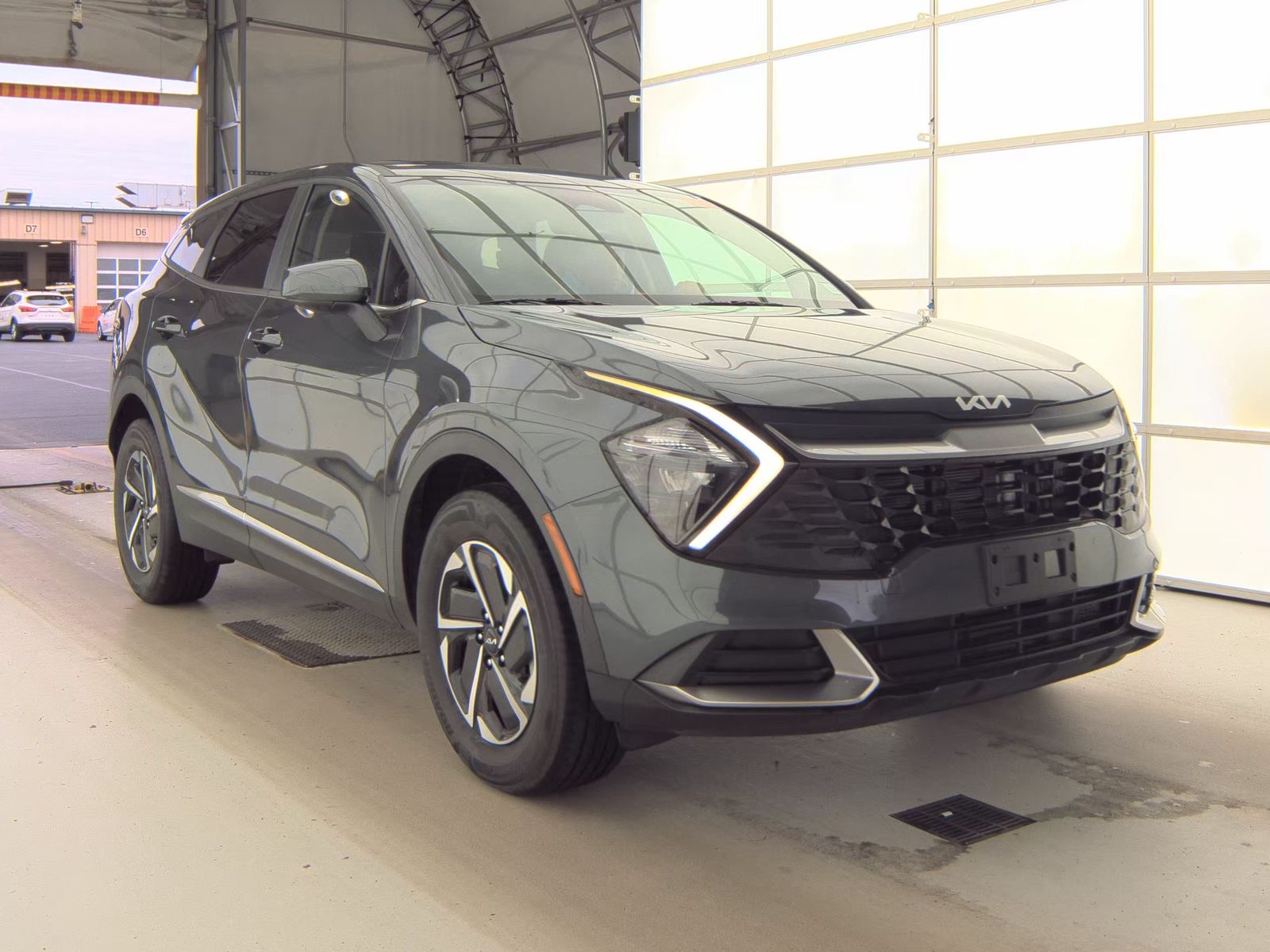 2023 Kia Sportage Hybrid LX AWD