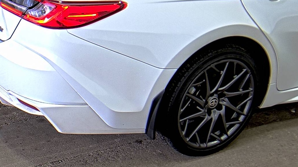 TOYOTA CAMRY - 10