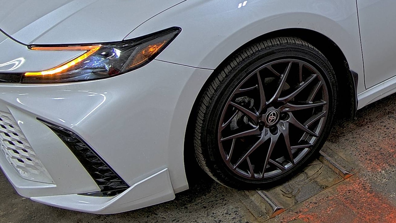 TOYOTA CAMRY - 8