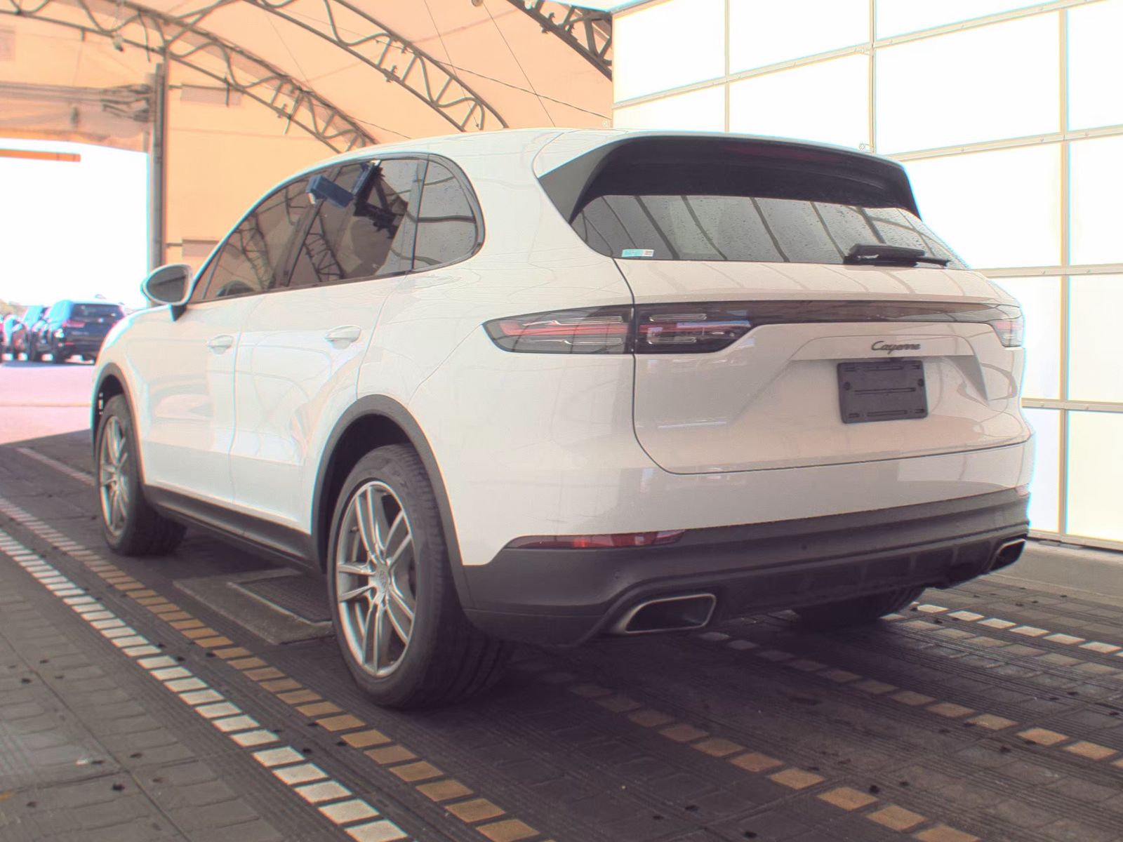 PORSCHE CAYENNE - 9