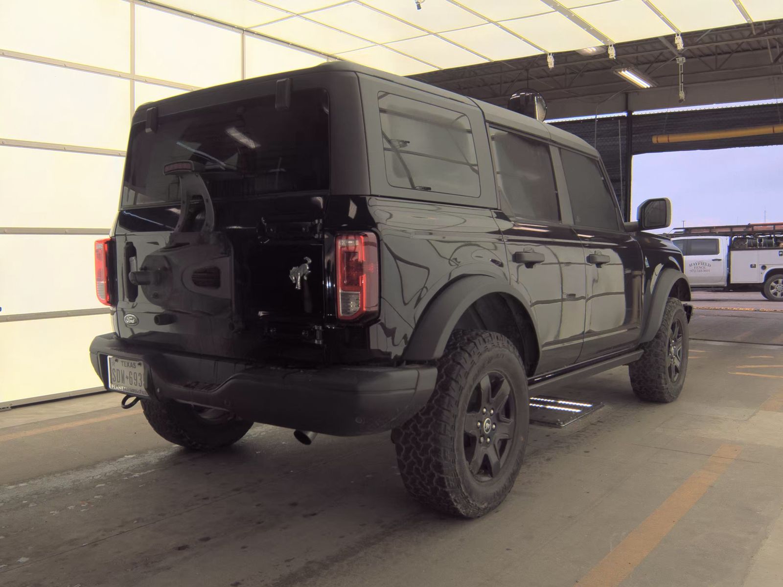 FORD BRONCO - 6